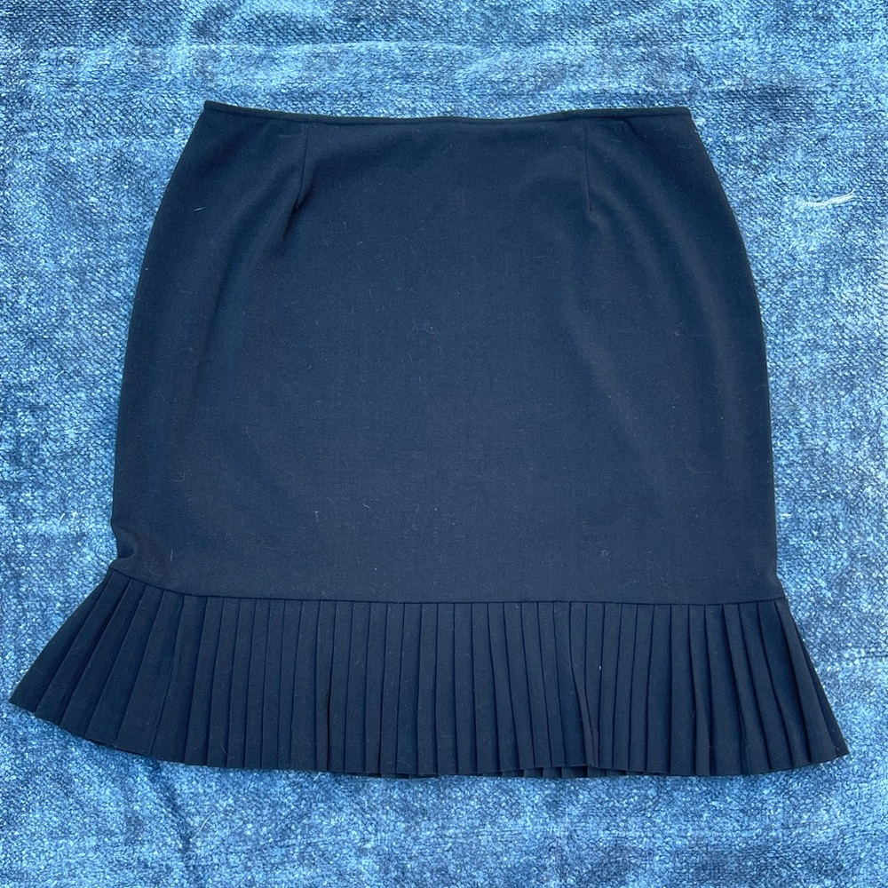Black Skirt with pleated bottom